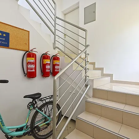 Karolina 2343 公寓